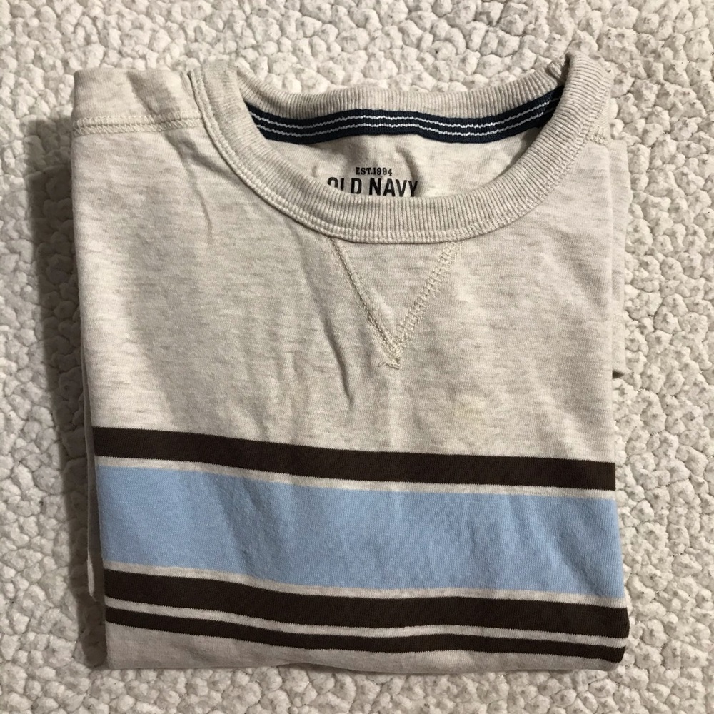 Shirt - Picture 2 of 3
